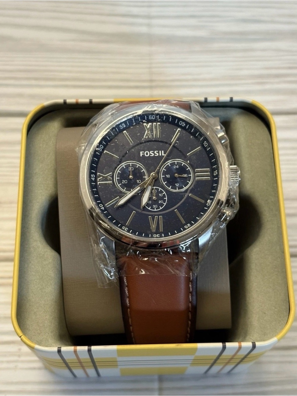 NWT Flynn Chronograph Brown Leather Men’s Fossil Watch